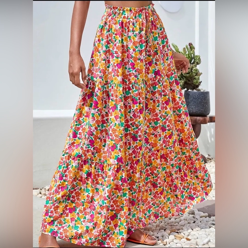 Bohemian Floral Tiered Maxi Skirt Size L NWT Cottagecore Colorful - Picture 3 of 7